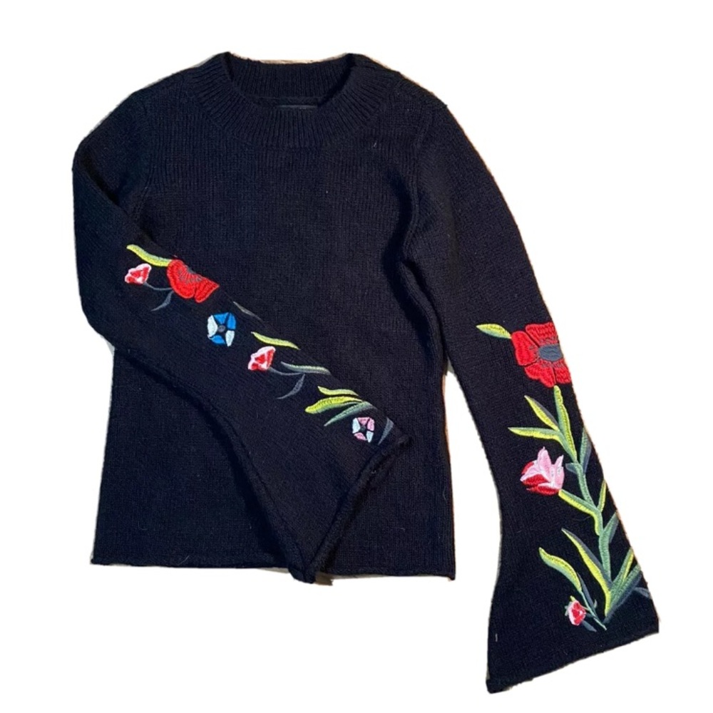 Romeo and Juliet Floral Sweater🌹